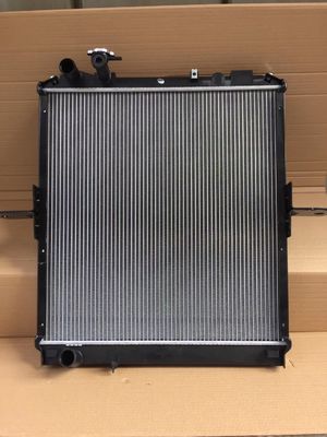 Heizkörper-LKW Intercooler Wasser-Behälter-Isuzu Radiator Assy Fors 700p 4hk1